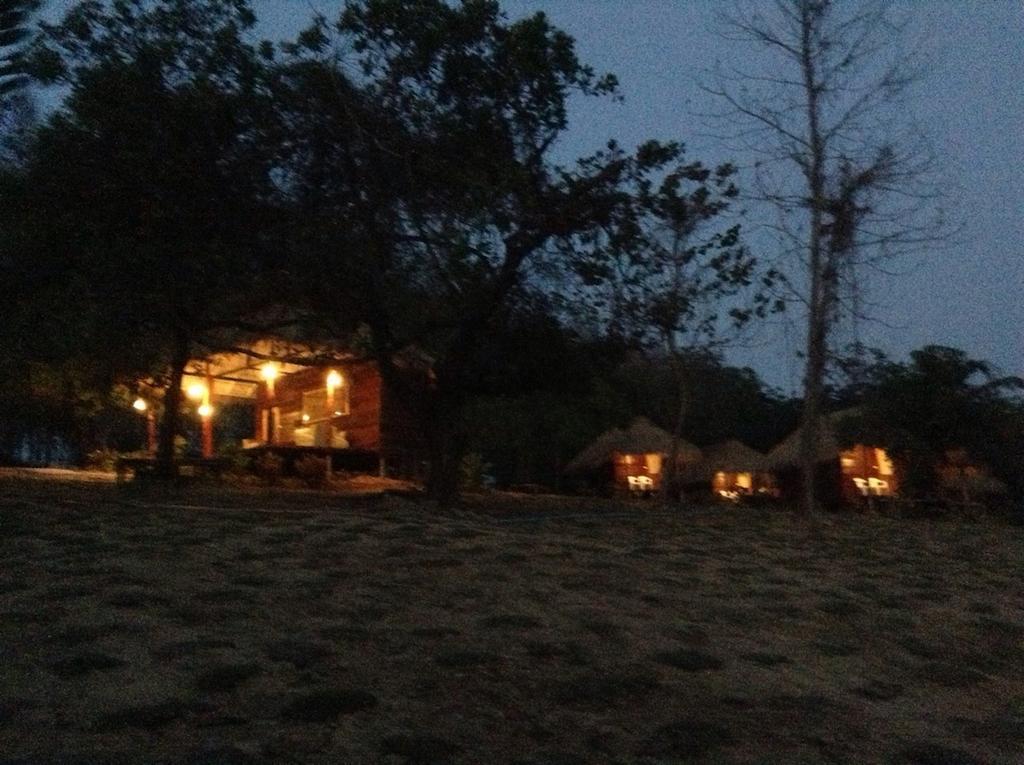 Rabbit Bungalow Koh Phayam Dış mekan fotoğraf