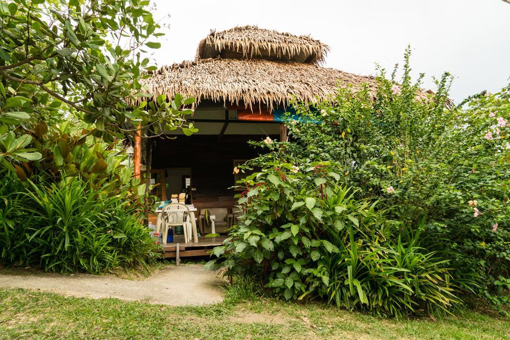 Rabbit Bungalow Koh Phayam Dış mekan fotoğraf